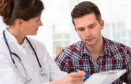Behandlungen hinterfragen – so wichtig sind die W-Fragen