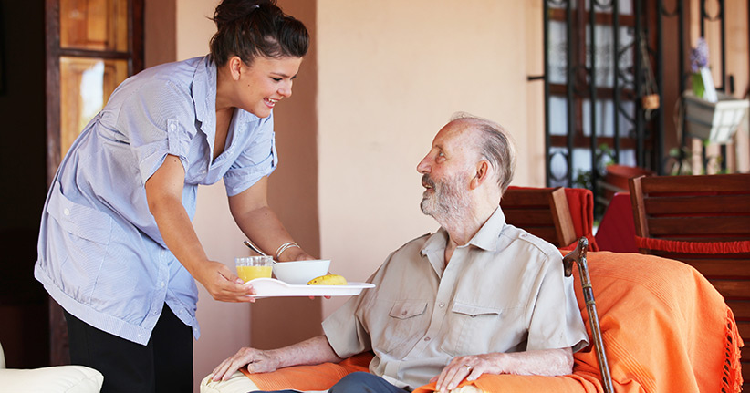 Dank ambulanter Pflegedienste in Würde alt werden