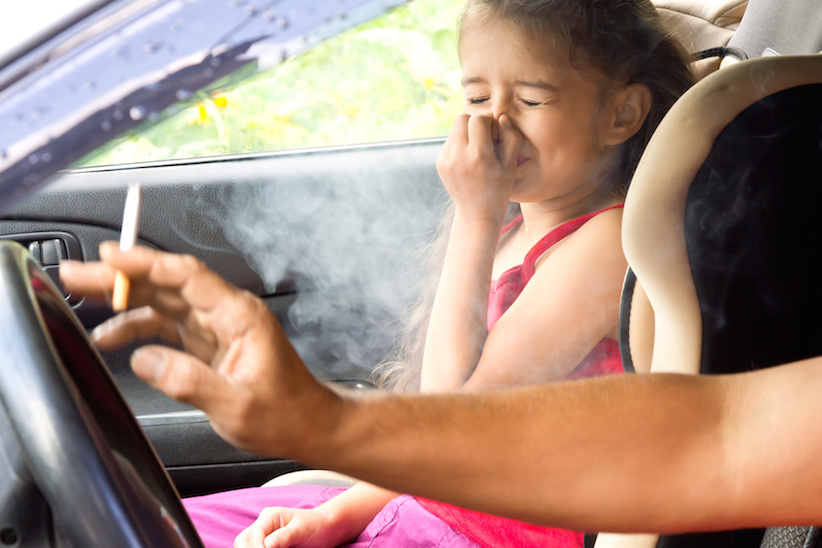 Rauchen mit Kindern im Auto endlich verbieten